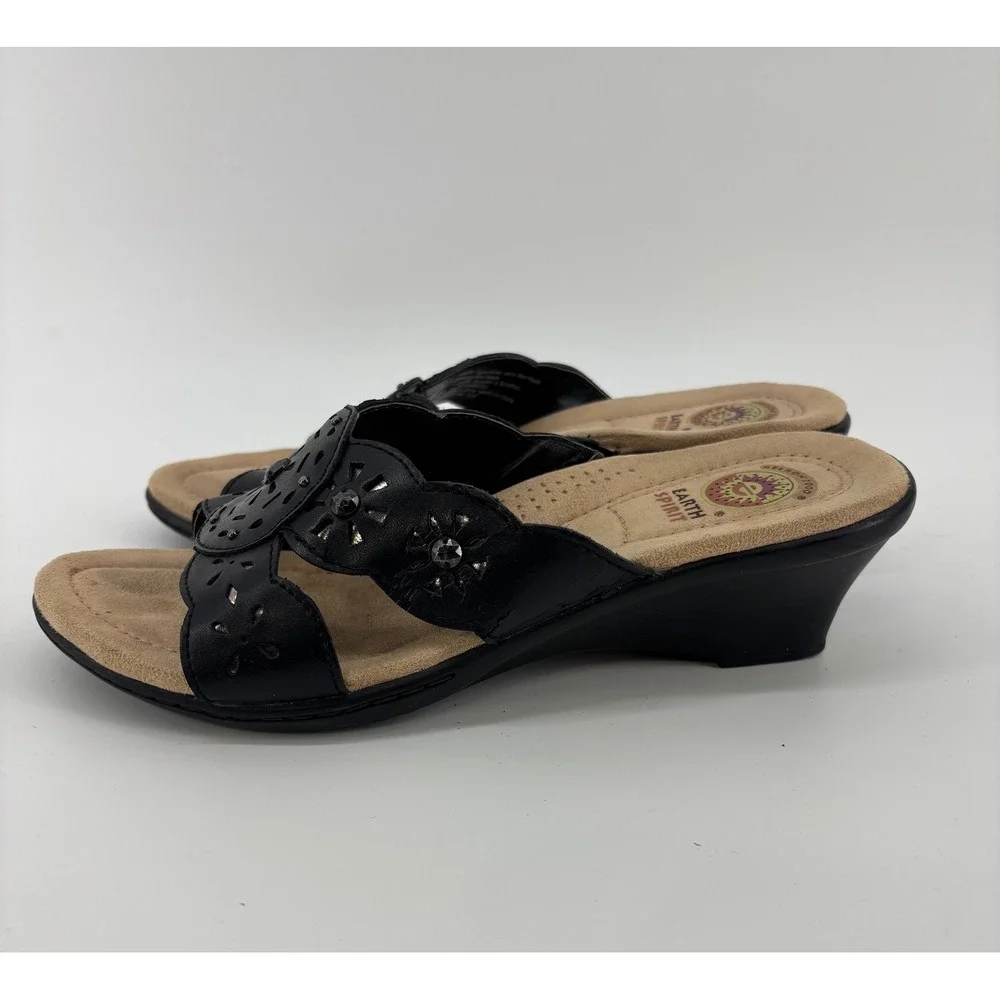Earth Spirit Maddy Wedge Sandals Women's 8 Black Leather W/Box